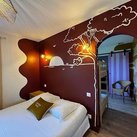 Adishatz Hotell 2*