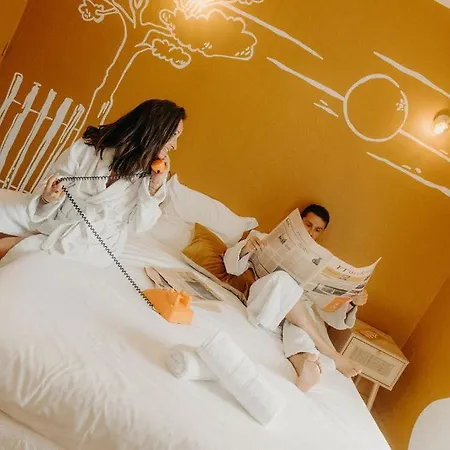 Adishatz Otel 2*