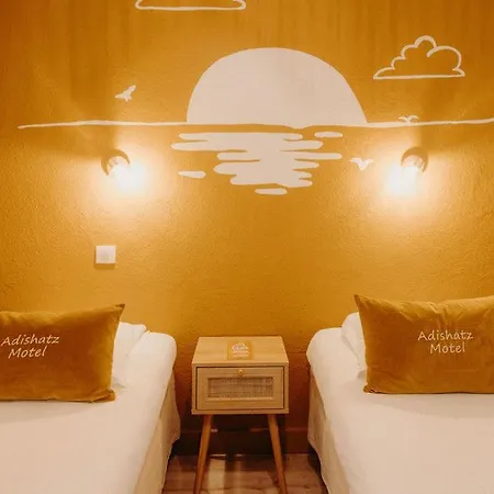 Adishatz Otel 2*