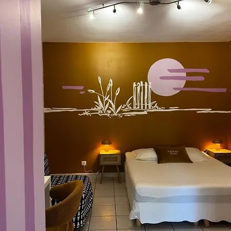 Hotel Adishatz 2*