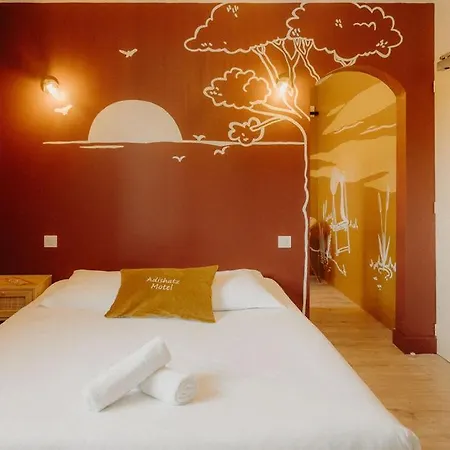 Adishatz Hotel