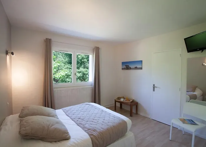 Hotel La Ferme D'en Chon Biscarrosse