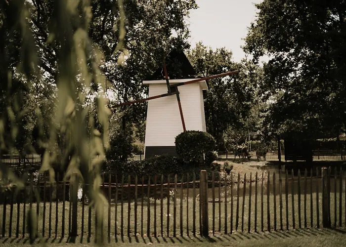Hotel La Ferme D'en Chon Biscarrosse